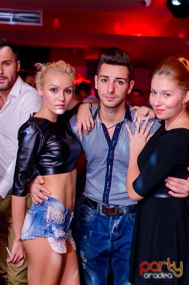 Petrecere alături de Blaga,