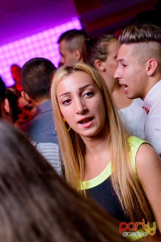 Petrecere alături de Blaga,