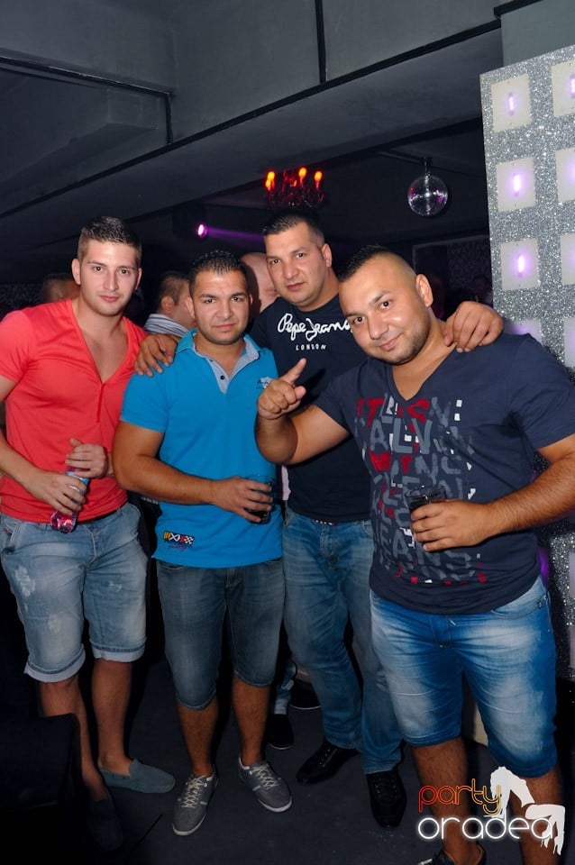 Petrecere alături de Blaga, 