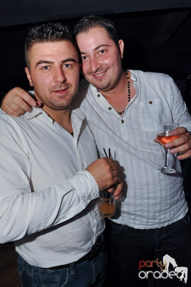 Petrecere alături de Blaga, 