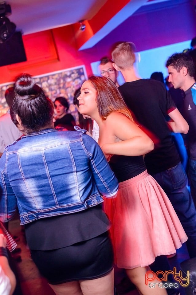 Petrecere alături de Blaga, 