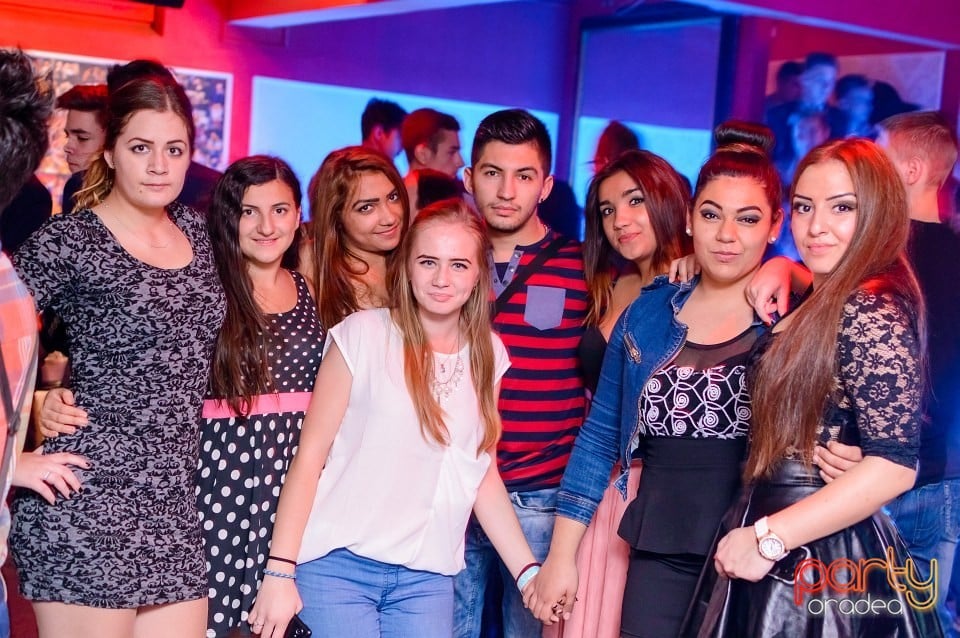 Petrecere alături de Blaga, 