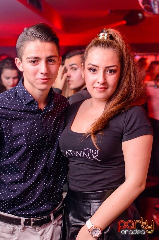 Petrecere alături de Blaga,