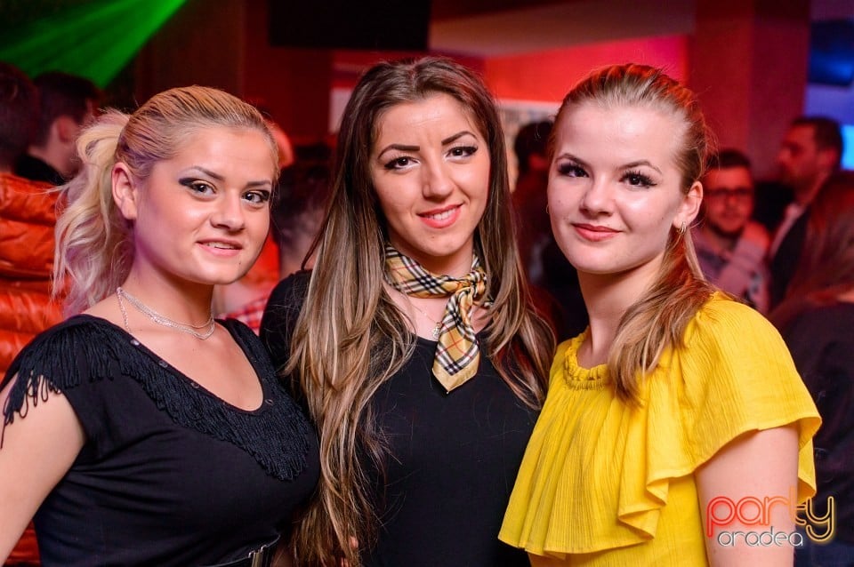 Petrecere alături de Blaga,