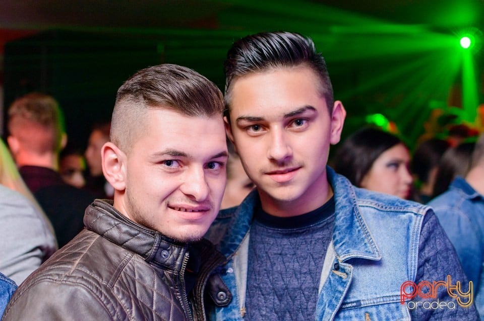 Petrecere alături de Blaga,