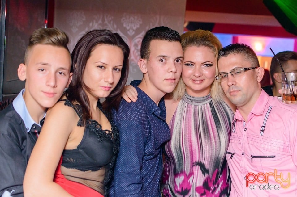 Petrecere alături de Blaga,