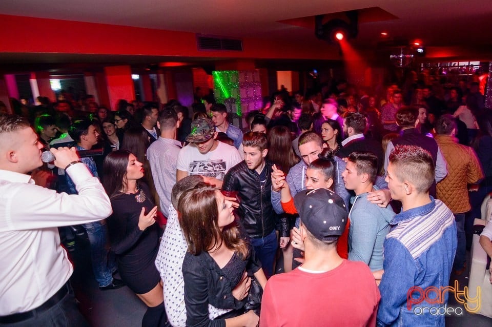 Petrecere alături de Blaga,