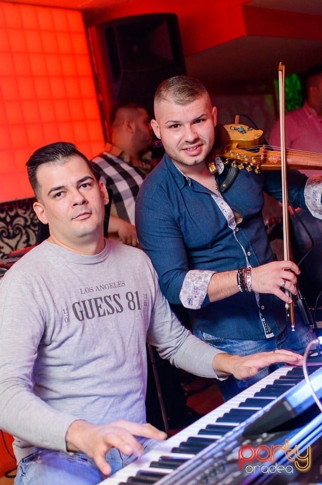 Petrecere alături de Blaga,