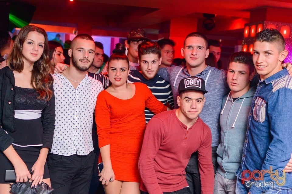 Petrecere alături de Blaga,
