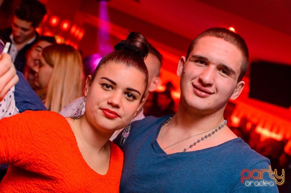 Petrecere alături de Blaga,