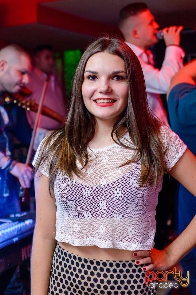 Petrecere alături de Blaga,