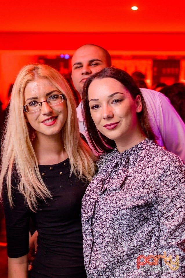 Petrecere alături de Blaga,