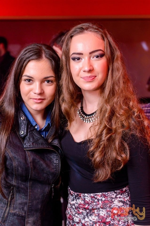 Petrecere alături de Blaga,