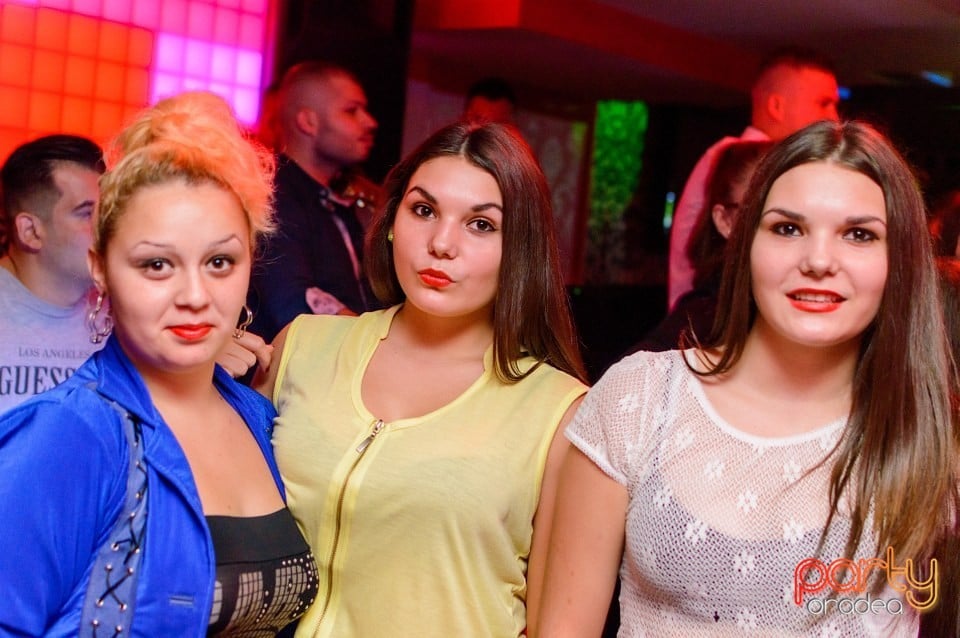Petrecere alături de Blaga,