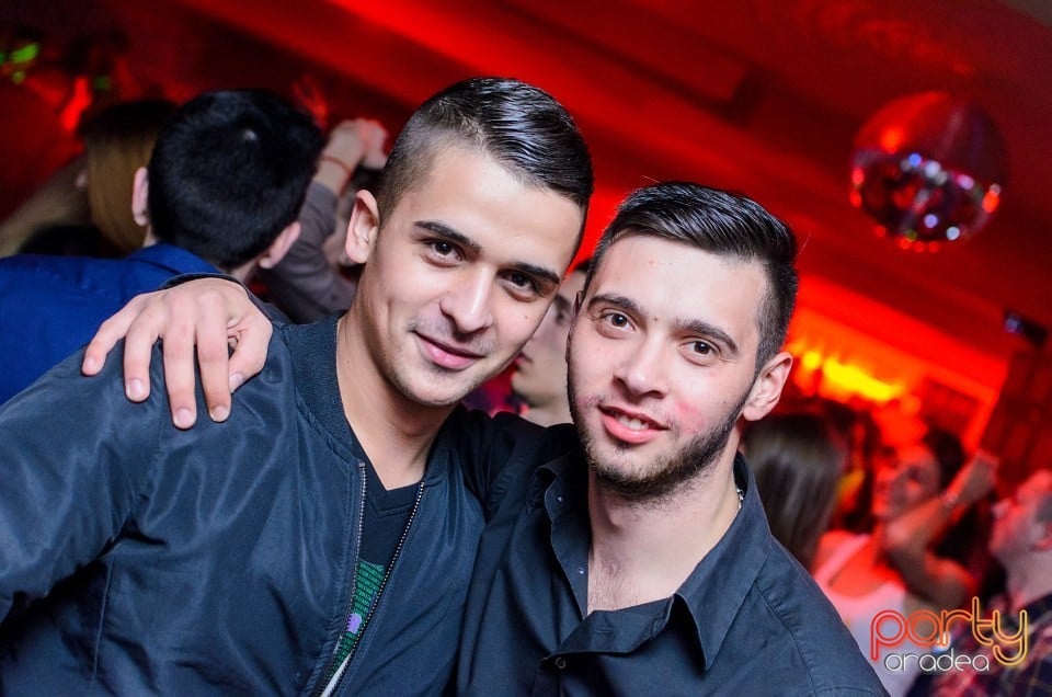 Petrecere alături de Blaga,