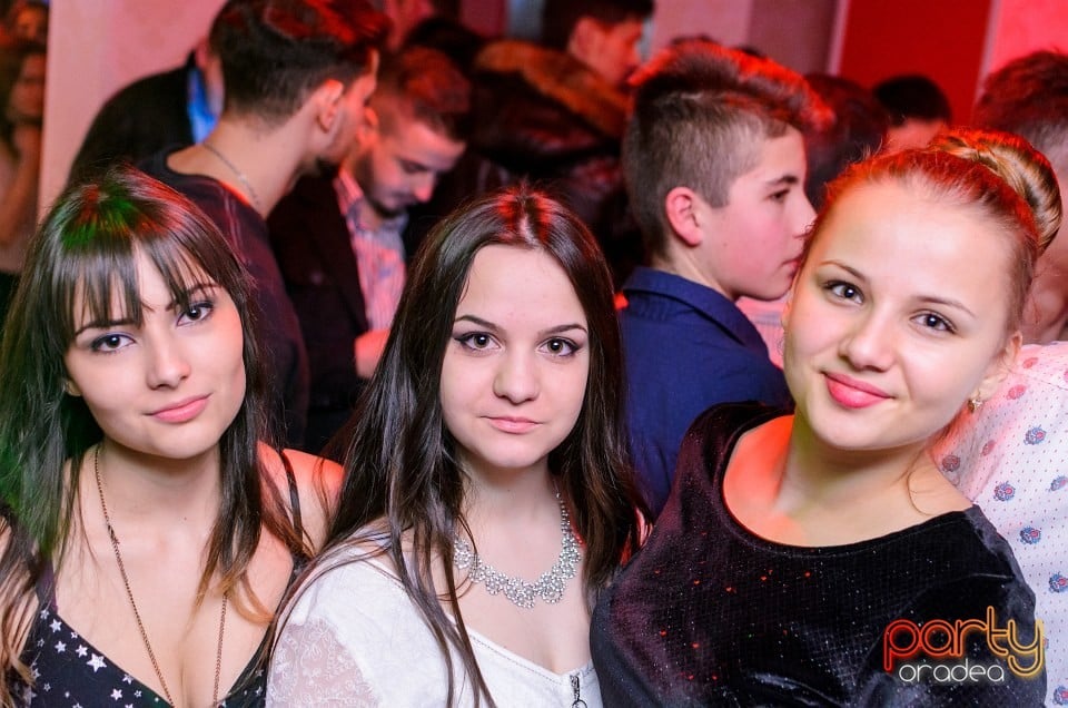Petrecere alături de Blaga,
