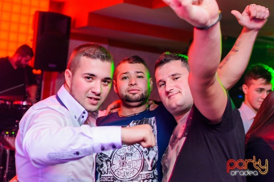 Petrecere alături de Blaga,