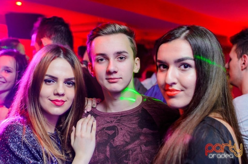 Petrecere alături de Blaga,