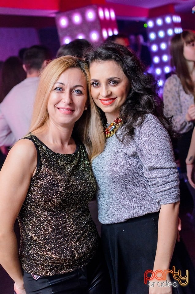 Petrecere alături de Blaga,