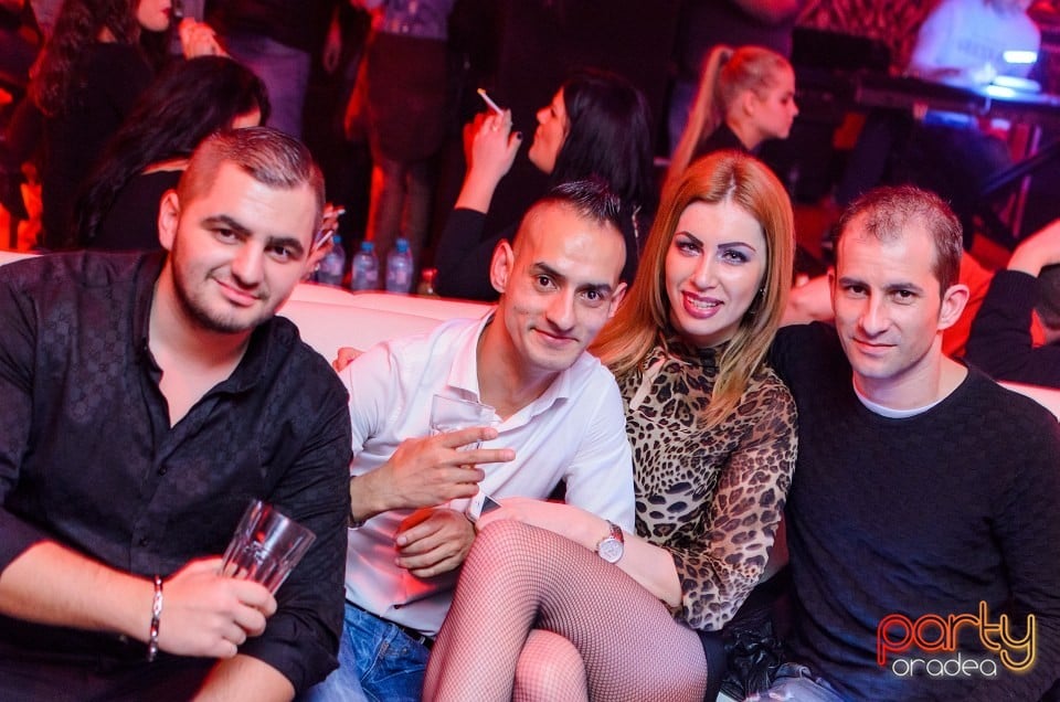Petrecere alături de Blaga,