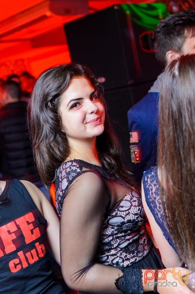 Petrecere alături de Blaga,