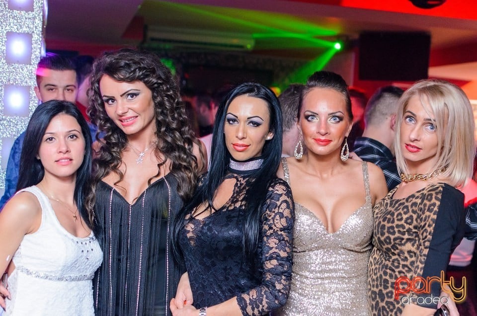 Petrecere alături de Blaga,