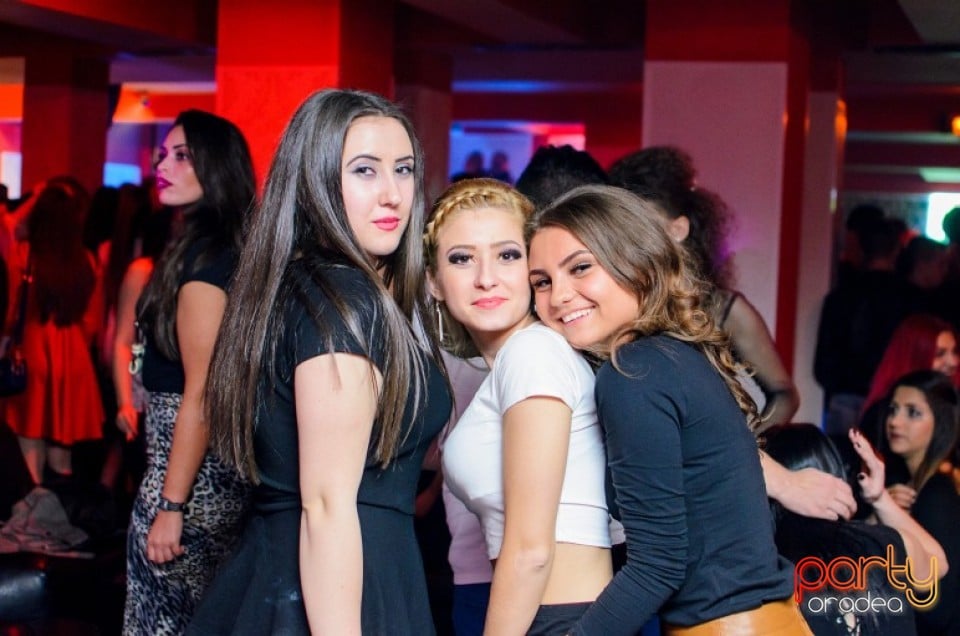Petrecere alături de Blaga,