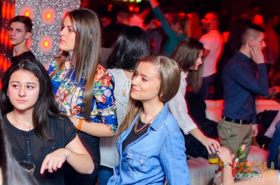 Petrecere alături de Blaga,