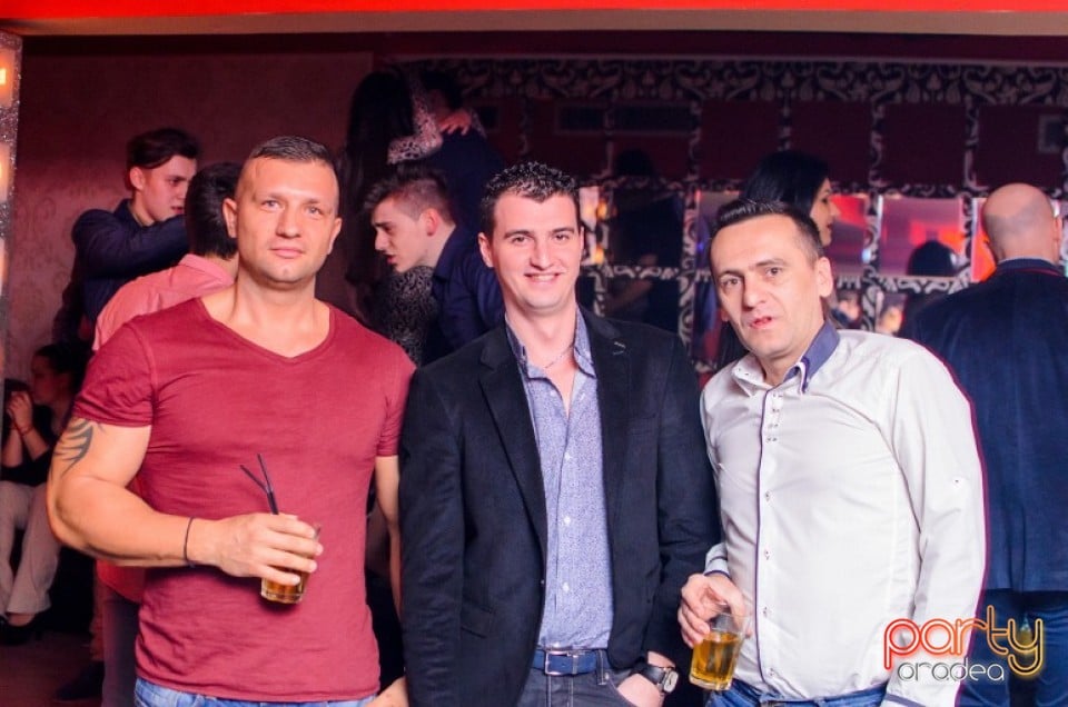 Petrecere alături de Blaga,