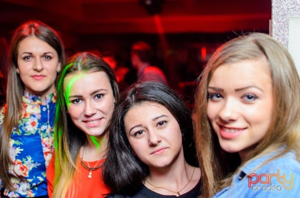 Petrecere alături de Blaga,