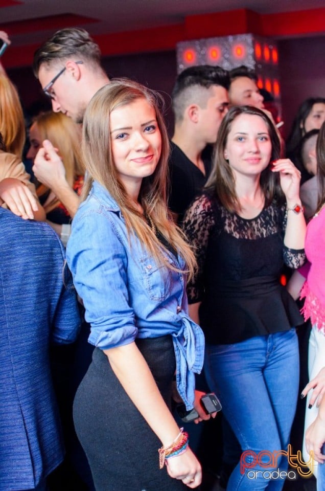 Petrecere alături de Blaga,