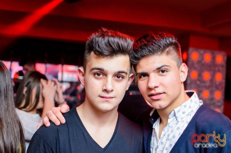 Petrecere alături de Blaga,
