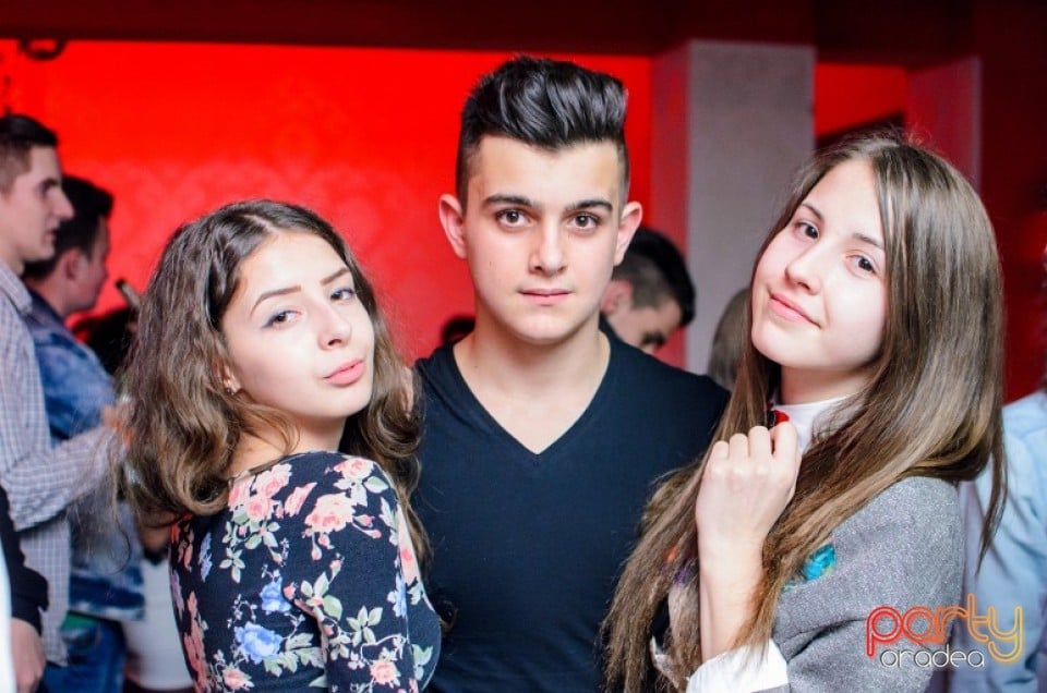 Petrecere alături de Blaga,