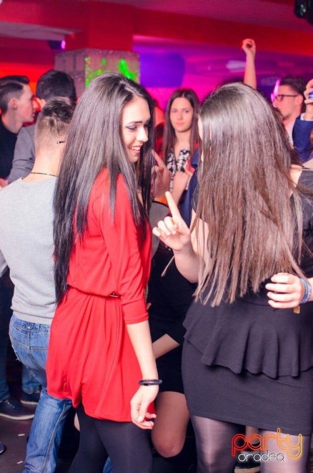 Petrecere alături de Blaga,