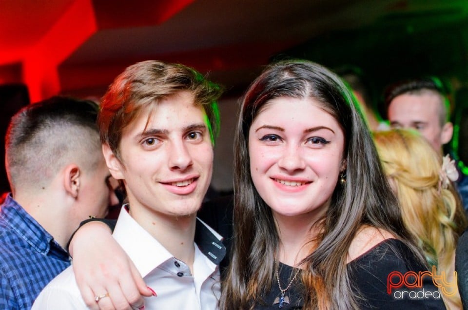 Petrecere alături de Blaga,