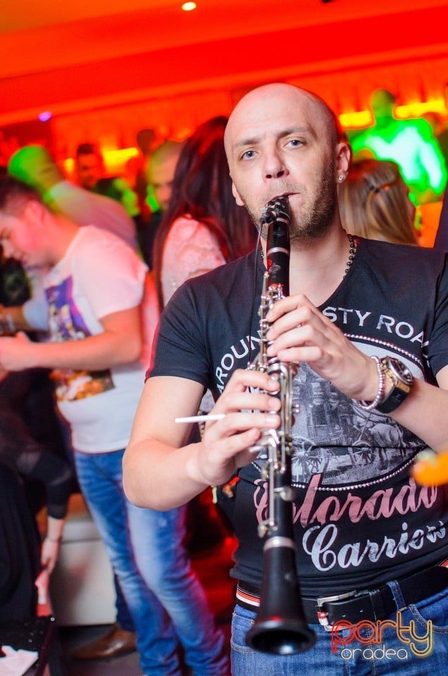 Petrecere alături de Blaga, 