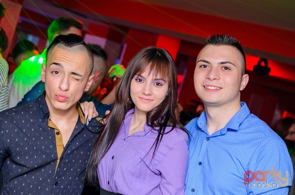 Petrecere alături de Blaga, 