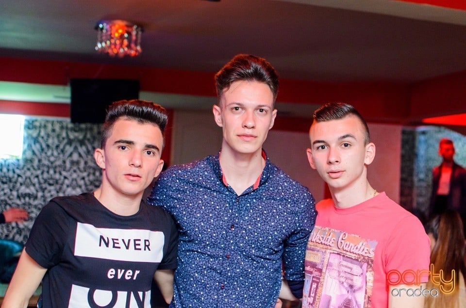 Petrecere alături de Blaga,