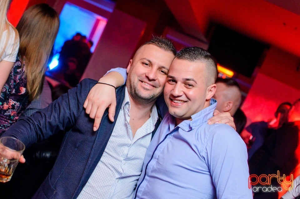 Petrecere alături de Blaga,
