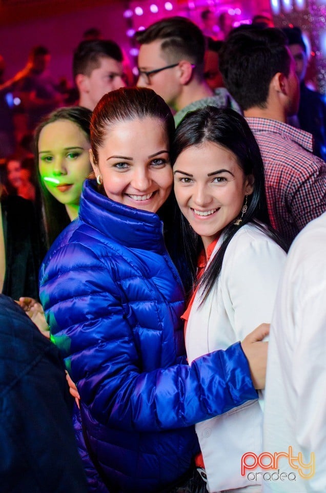Petrecere alături de Blaga,