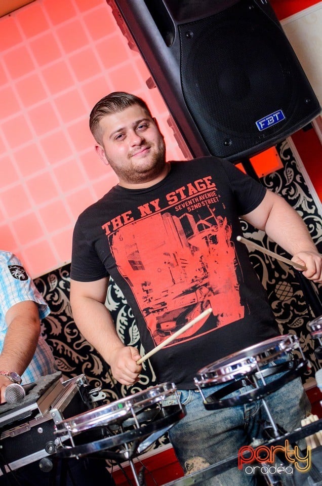 Petrecere alături de Blaga,