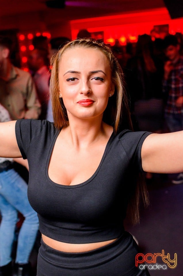 Petrecere alături de Blaga,