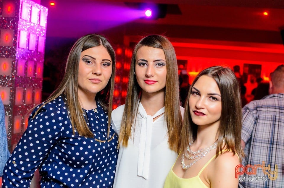 Petrecere alături de Blaga,