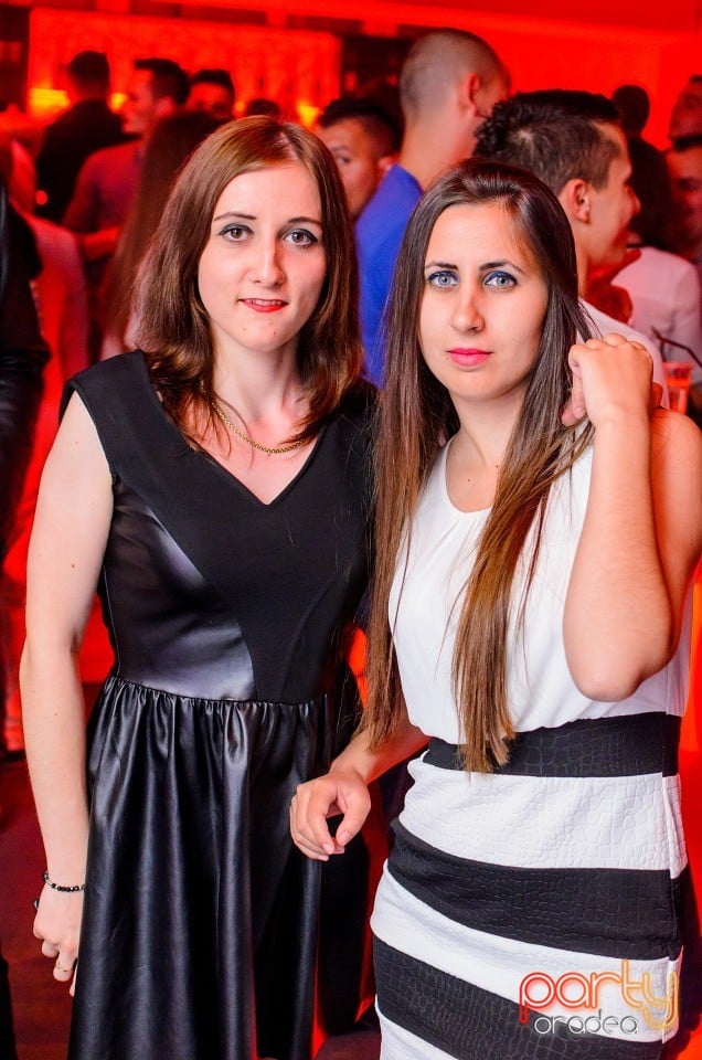 Petrecere alături de Blaga,