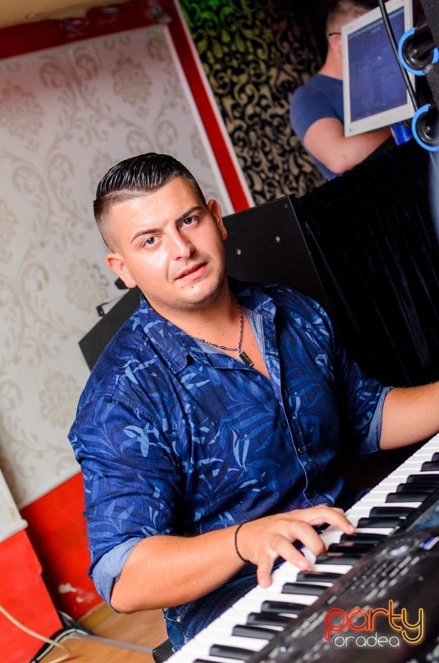 Petrecere alături de Blaga,