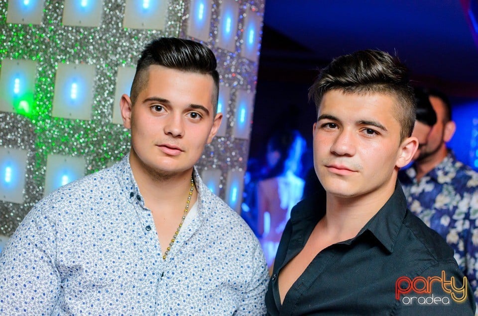 Petrecere alături de Blaga,