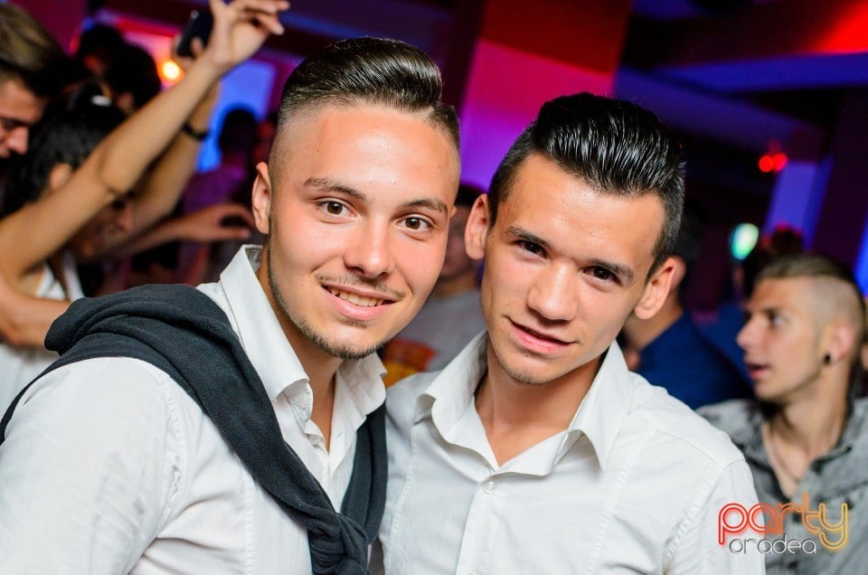 Petrecere alături de Blaga,