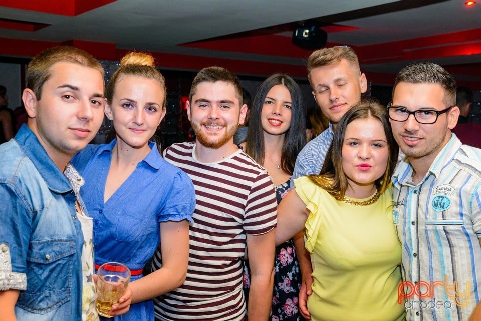Petrecere alături de Blaga,
