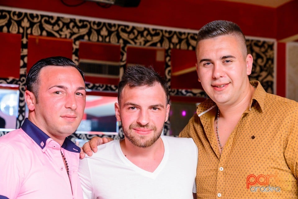 Petrecere alături de Blaga,