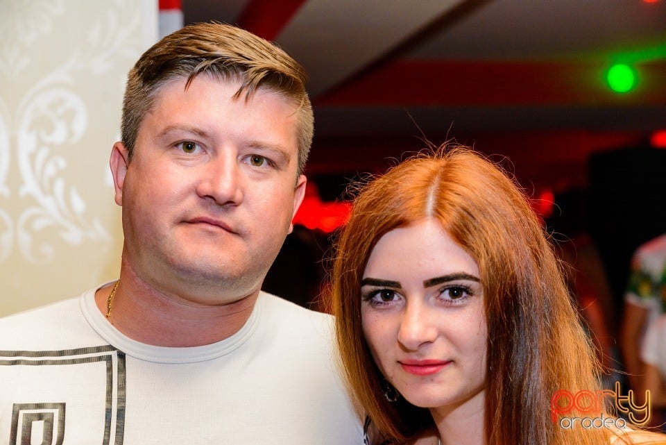 Petrecere alături de Blaga,